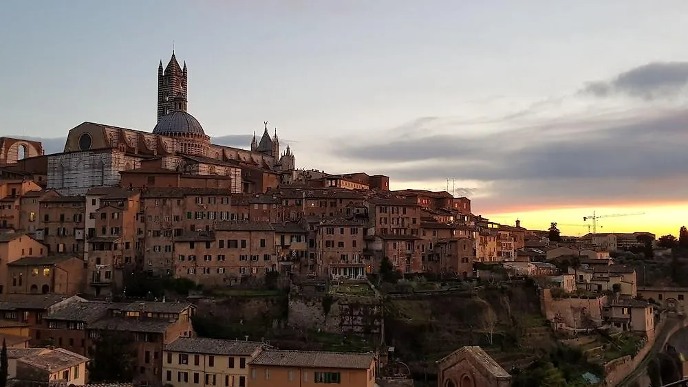 Residenza D'Epoca Campo Regio Relais Bed & Breakfast Siena