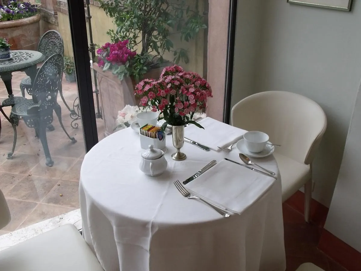 Residenza D'Epoca Campo Regio Relais Bed & Breakfast Siena