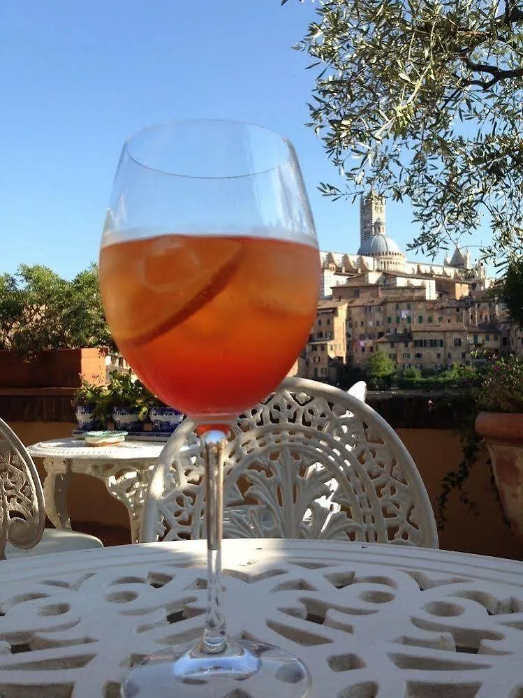Residenza D'Epoca Campo Regio Relais Bed & Breakfast Siena
